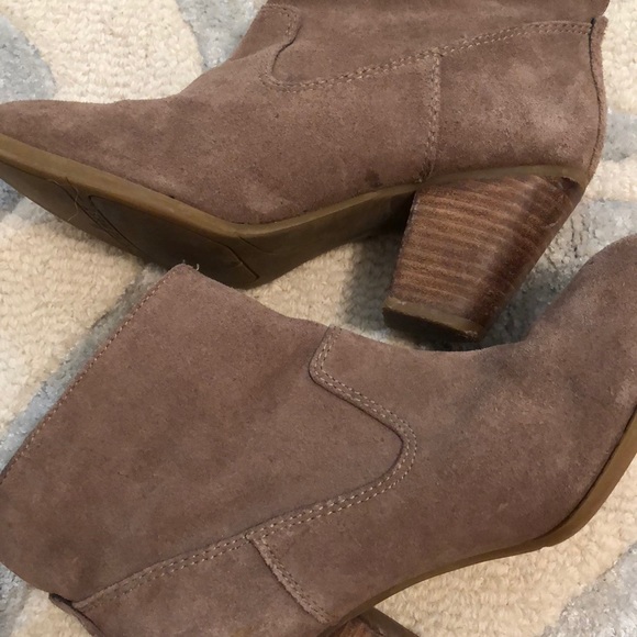 Nine West Booties - Picture 3 of 8